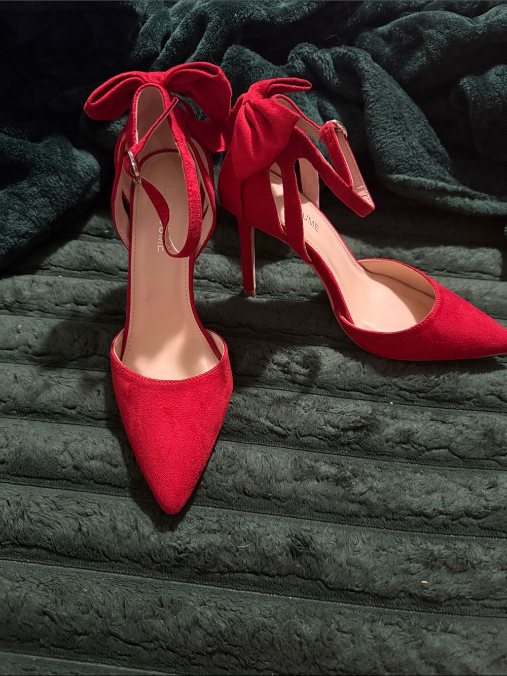 Red Bow Ankle-Strap Pointed Pumps